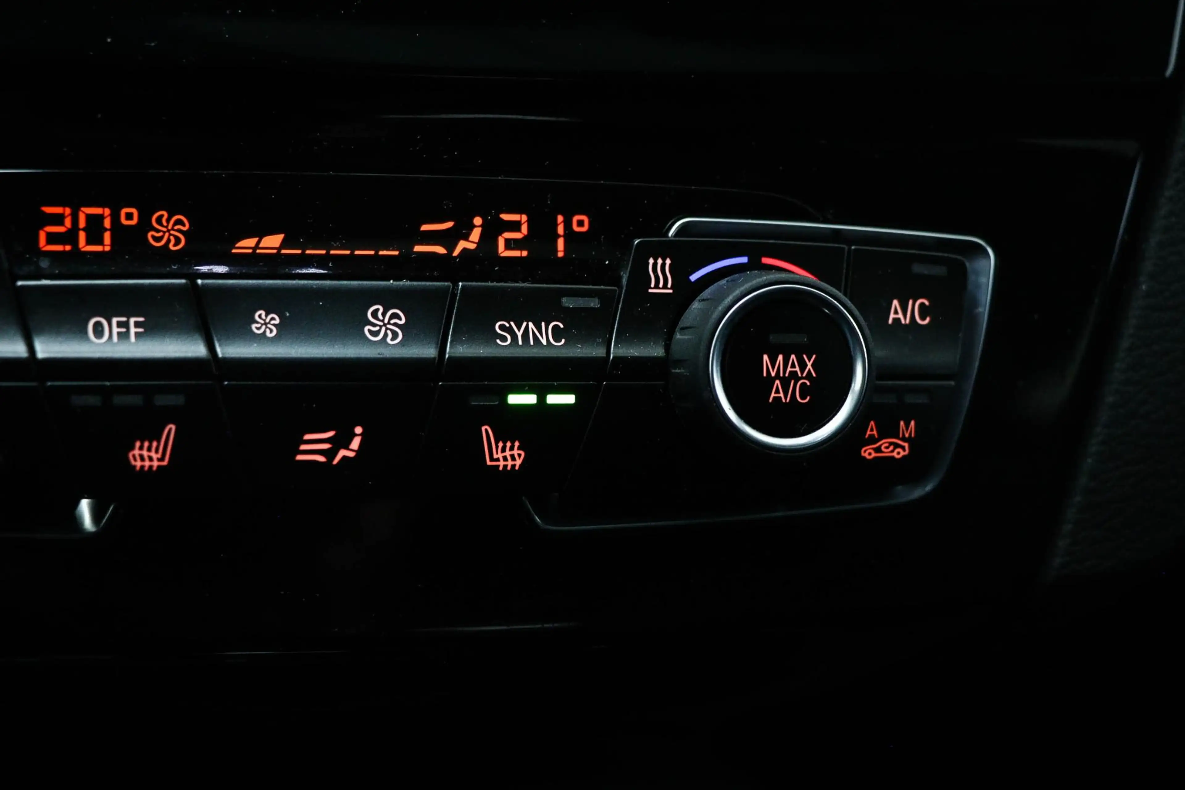 BMW X2 sDrive20i M-Sport Edition | PANORAMADAK | DAB | DR — photo 10