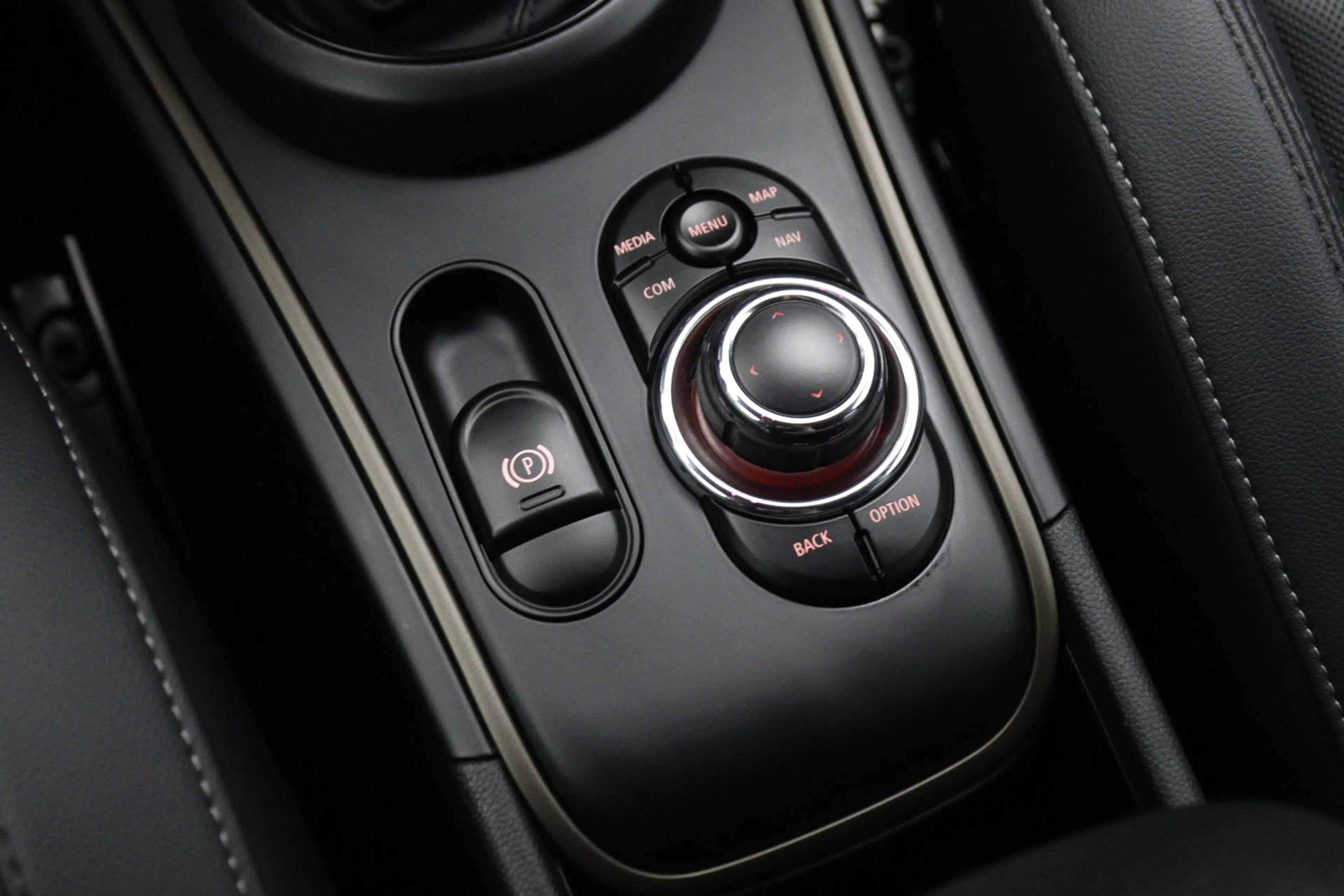 MINI Cooper SE Countryman 1.5 ALL4 220 PK MINI Yours PHEV, Leder, Cruise Con — photo 9