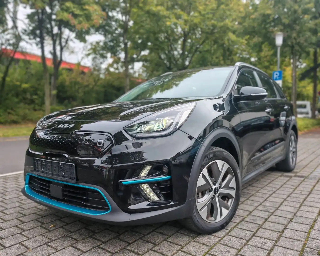 Kia Niro 64kWh|Garantie08/2029|LED|ServiceNEU|SOH98% Schwarz - 1