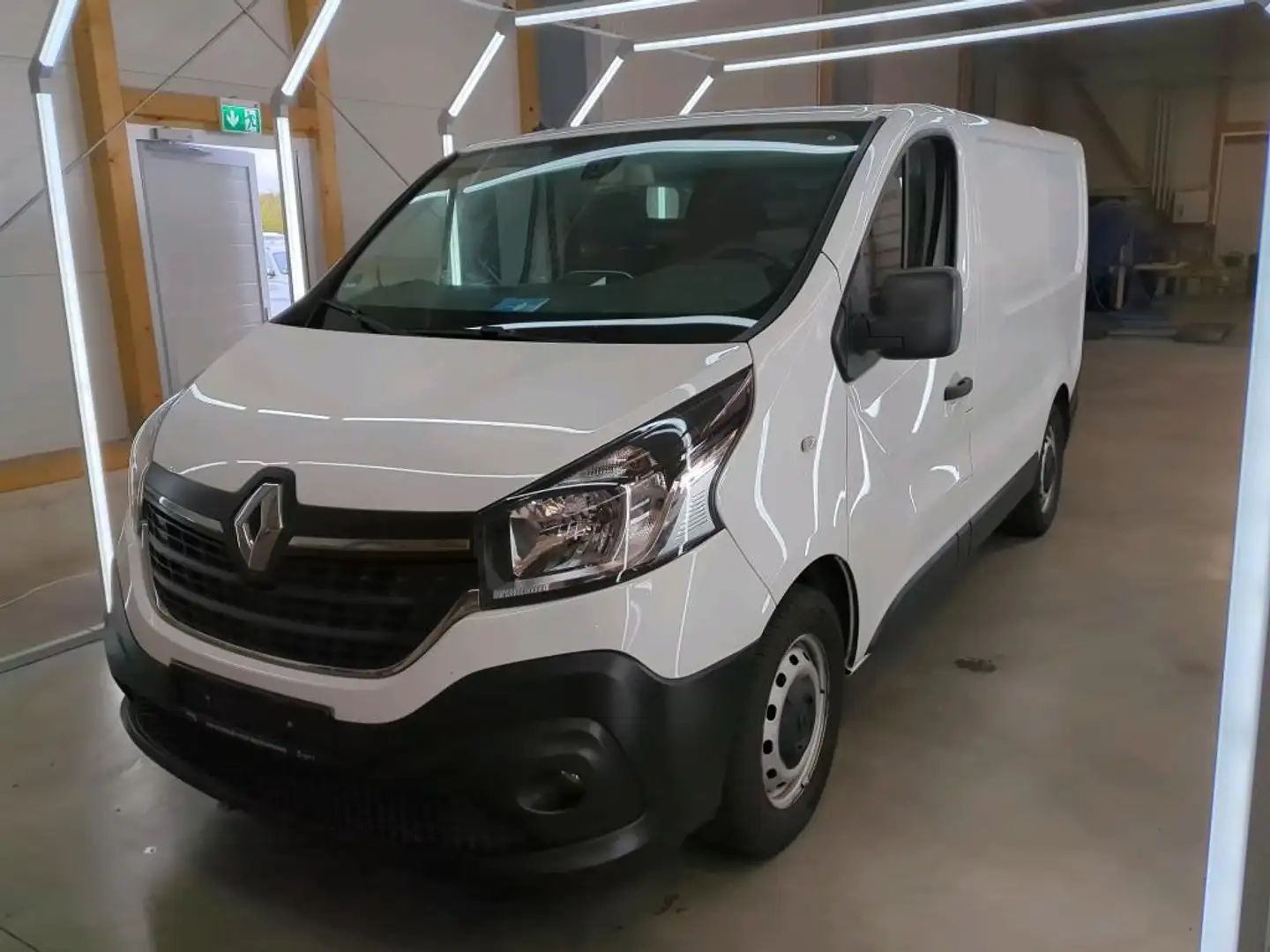 Renault Trafic Kasten L1H1 3,0t Komfort Sortimo+NAVI Weiß - 1