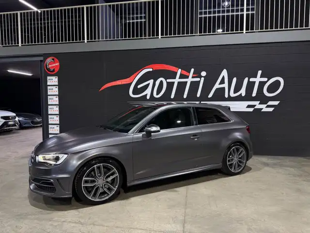 Audi S3 view 3