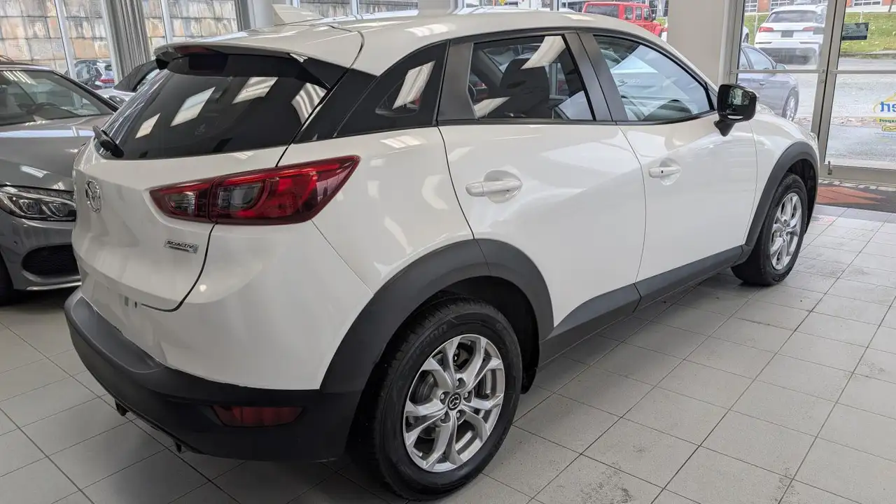 Mazda CX-3 снимка Mazda CX-3