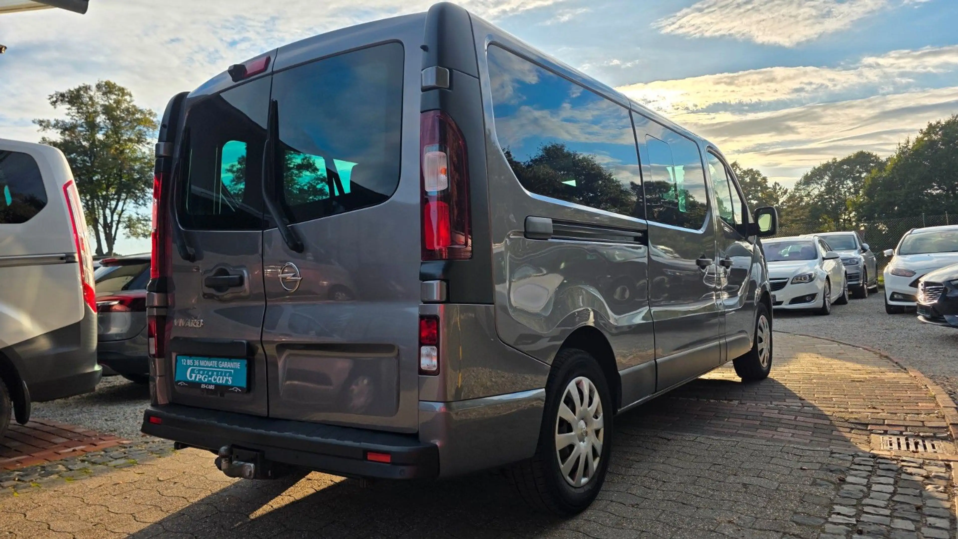 Opel Vivaro B Kombi Combi L2H1 9 Sitze  2,9t — photo 4