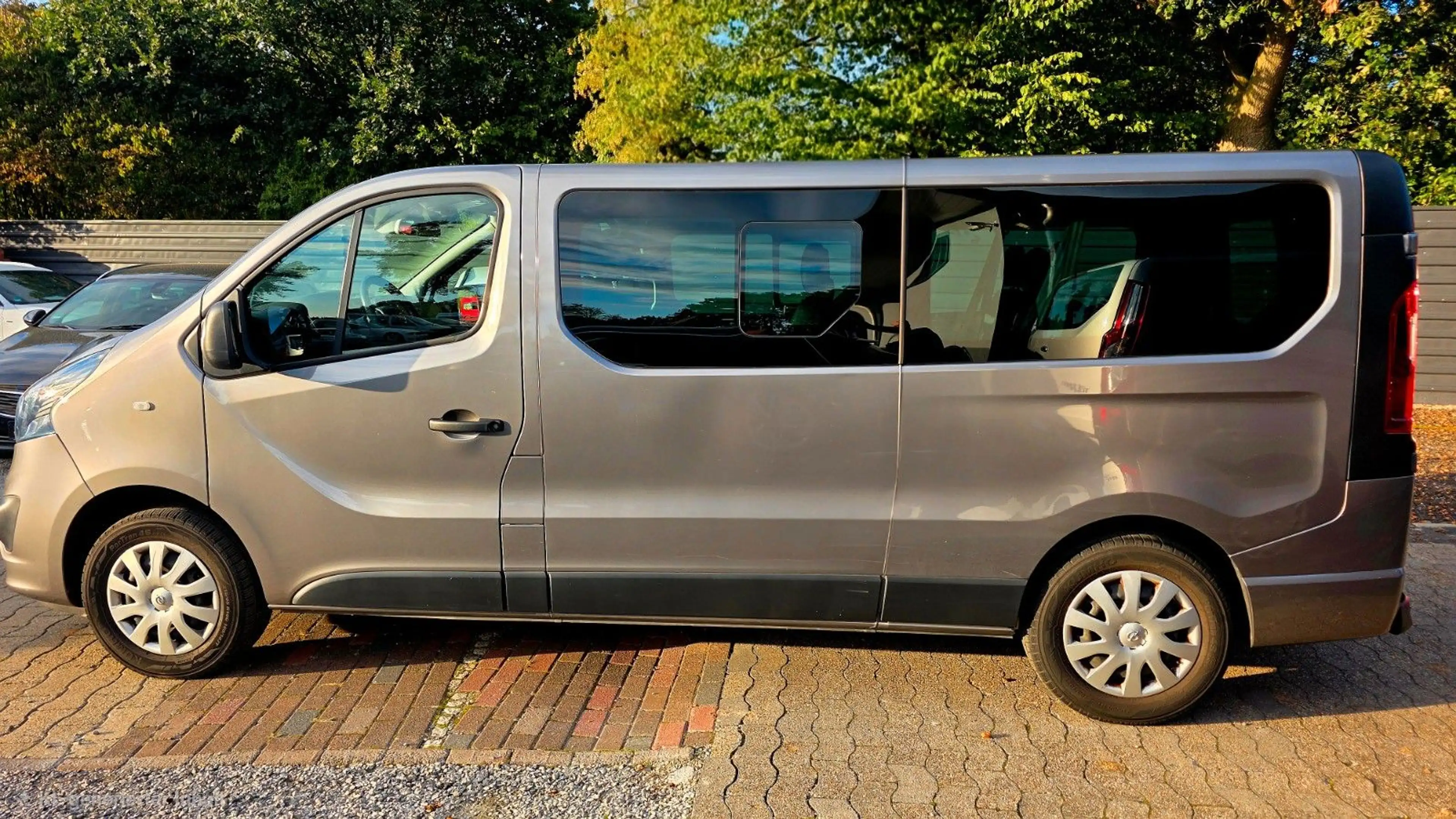 Opel Vivaro B Kombi Combi L2H1 9 Sitze  2,9t — photo 5