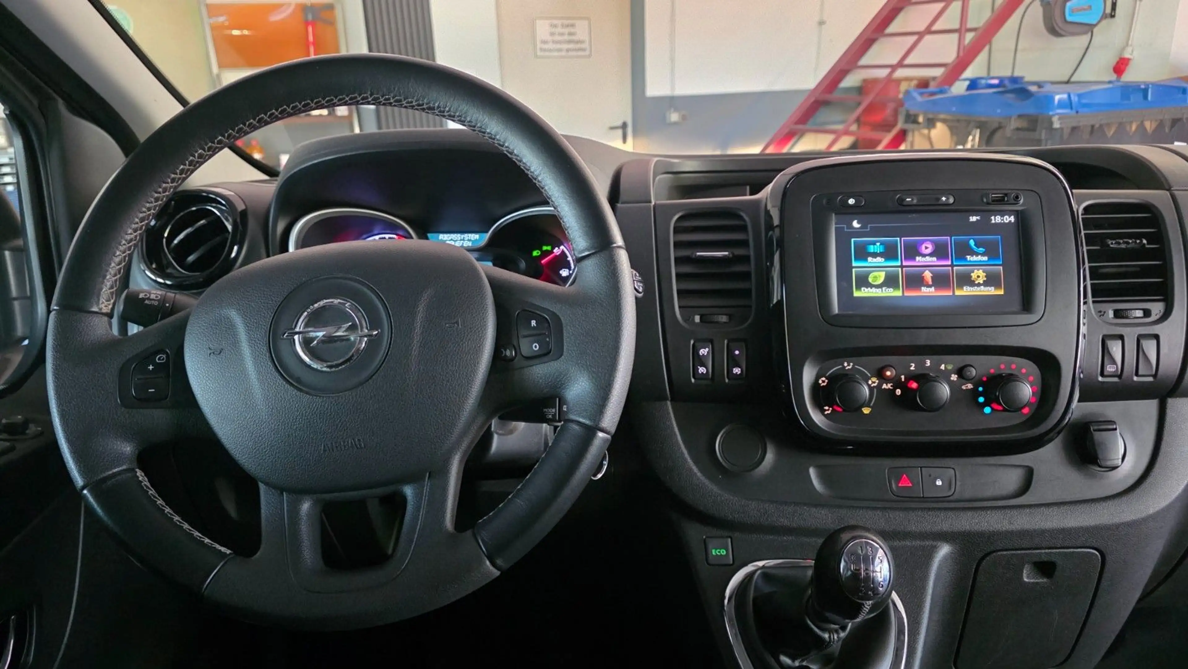 Opel Vivaro B Kombi Combi L2H1 9 Sitze  2,9t — photo 15