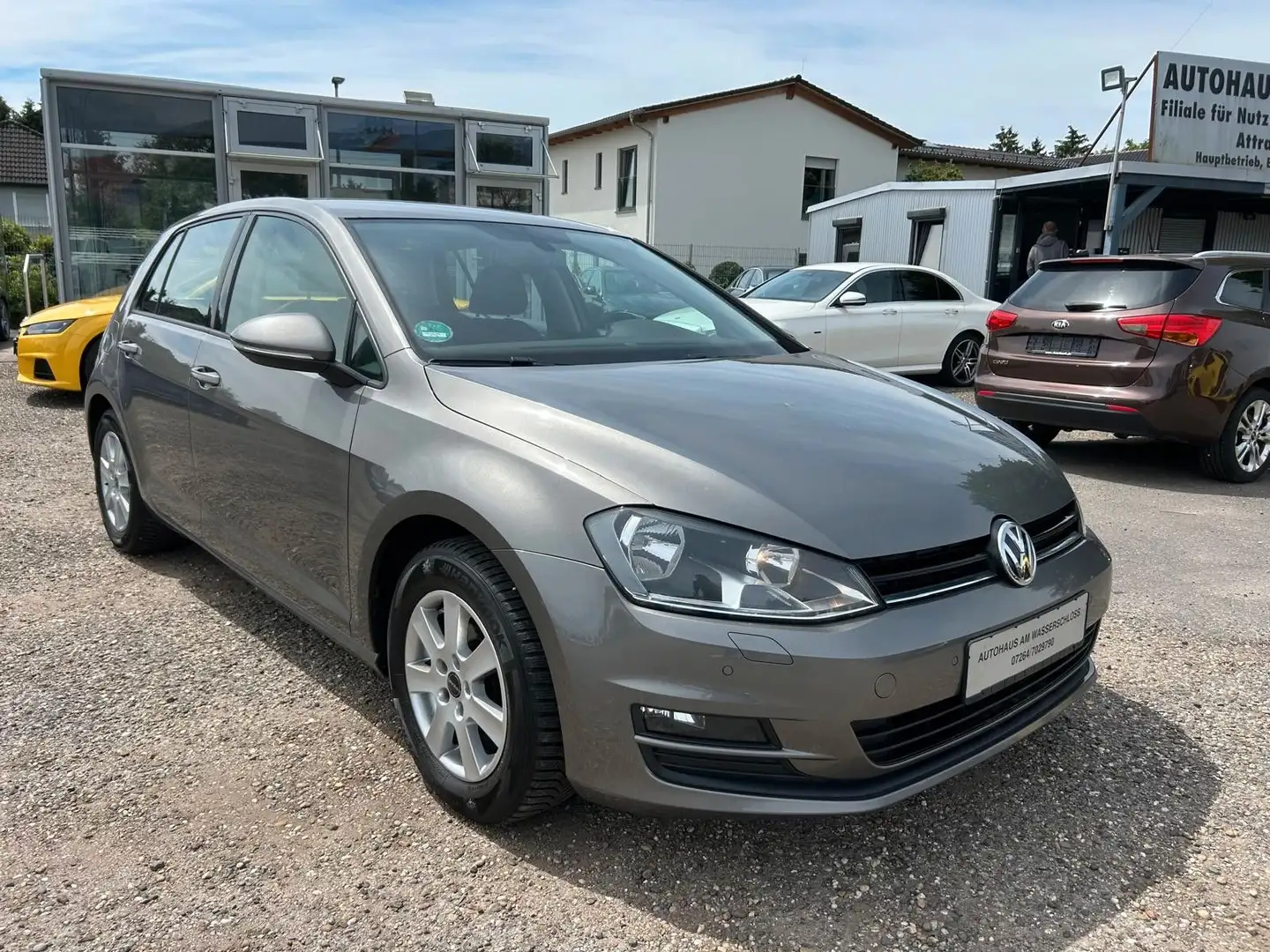 Volkswagen Golf VII.Trendline*Business*TOUCH*KLIMA.Discover Grau - 1