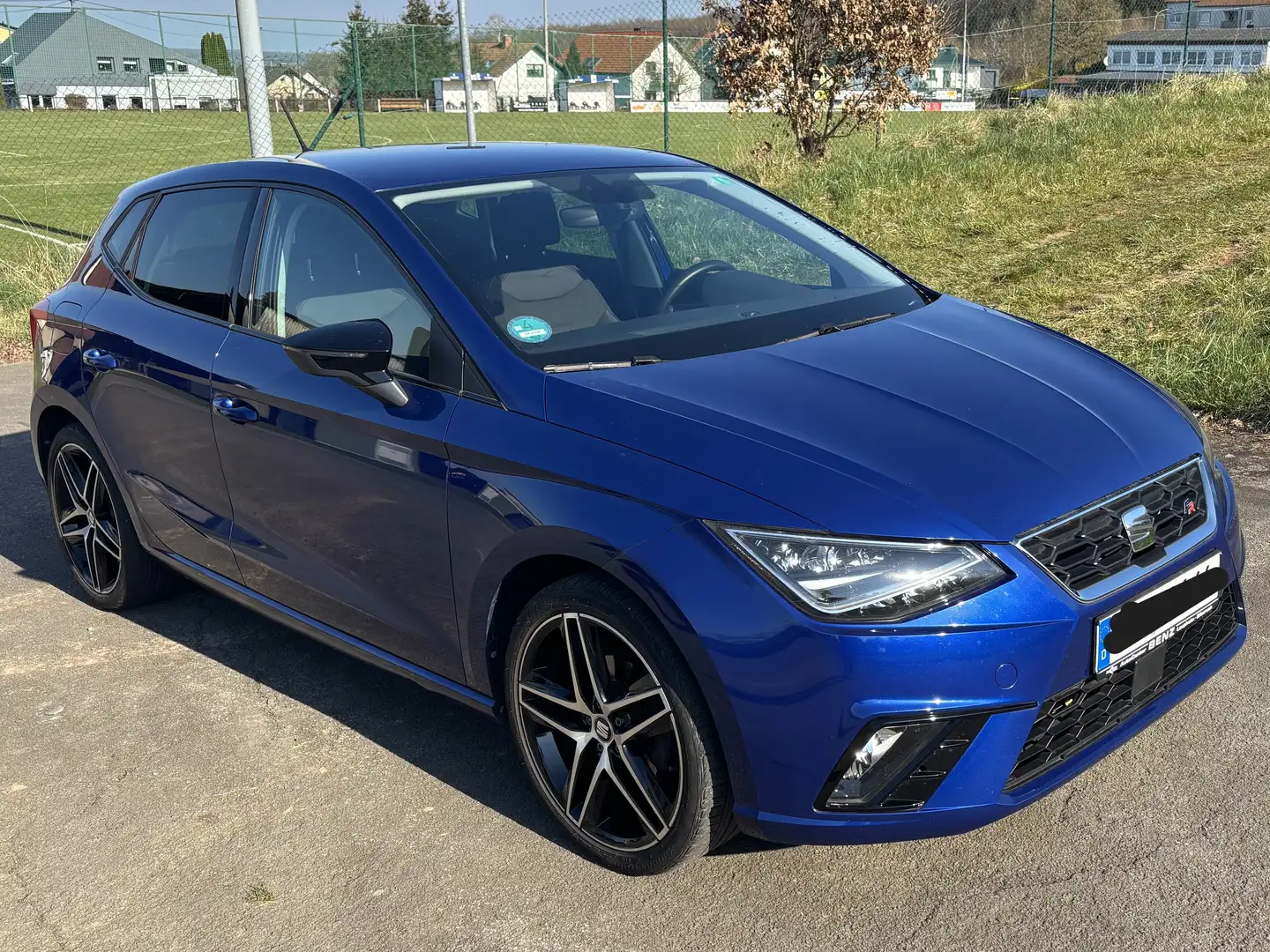 SEAT Ibiza Ibiza 1.0 TSI S Blau - 1