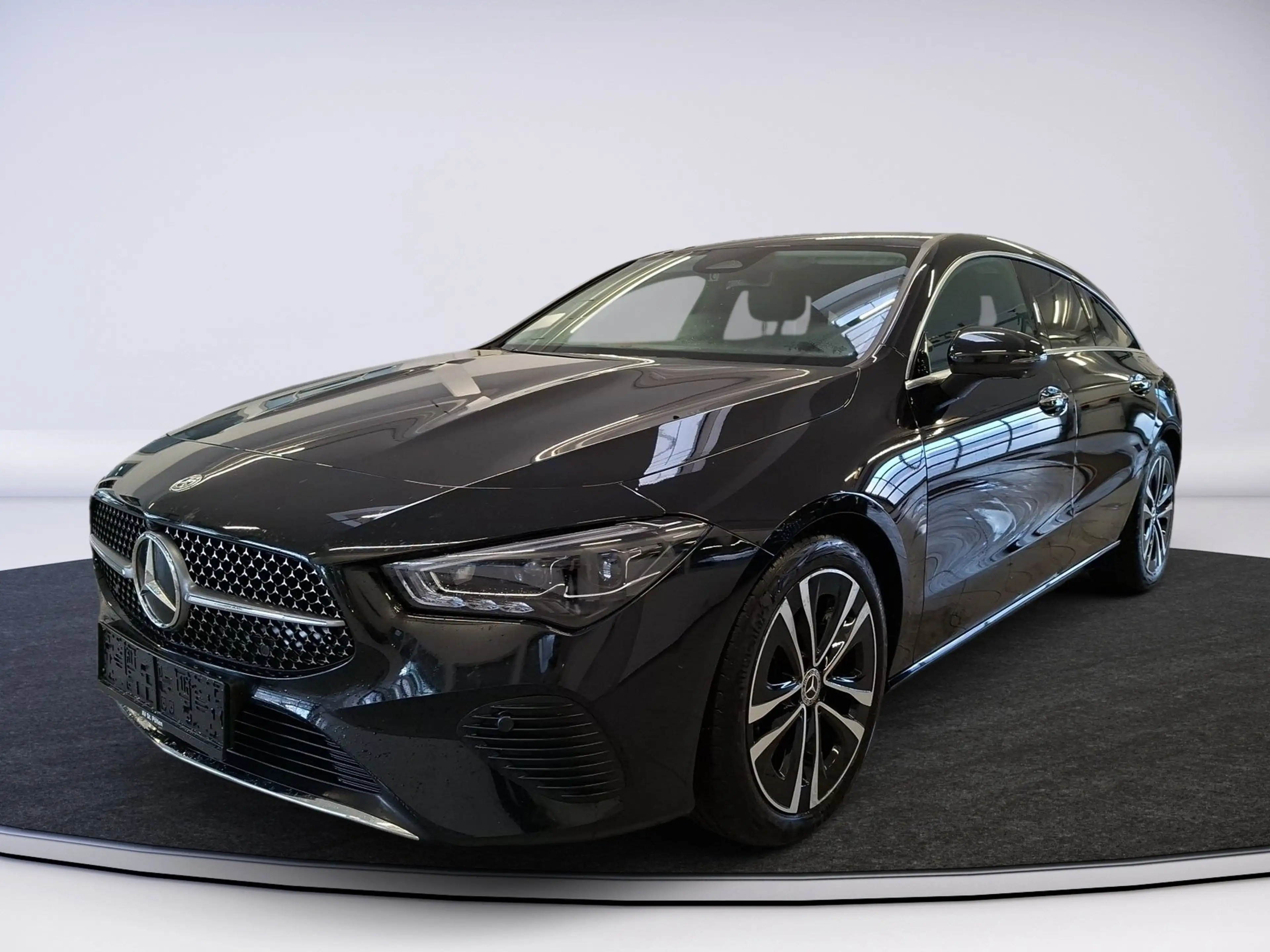 Mercedes-Benz CLA 180 CLA 180 d Shooting Brake PROGRESSIVE Advanced — photo 2