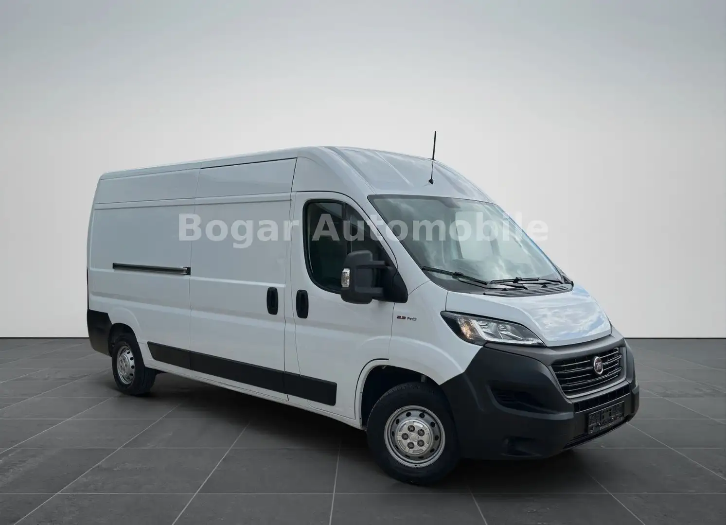 Fiat Ducato 35 L4H2 MAXI *HOCH+LANG*NAVI*KAMERA*AHK* Weiß - 2