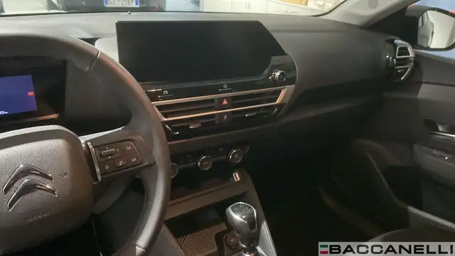 Citroen C4 view 12