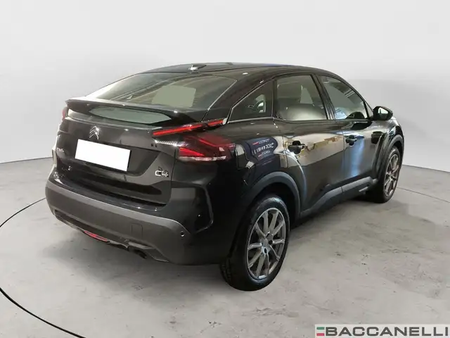 Citroen C4 view 4
