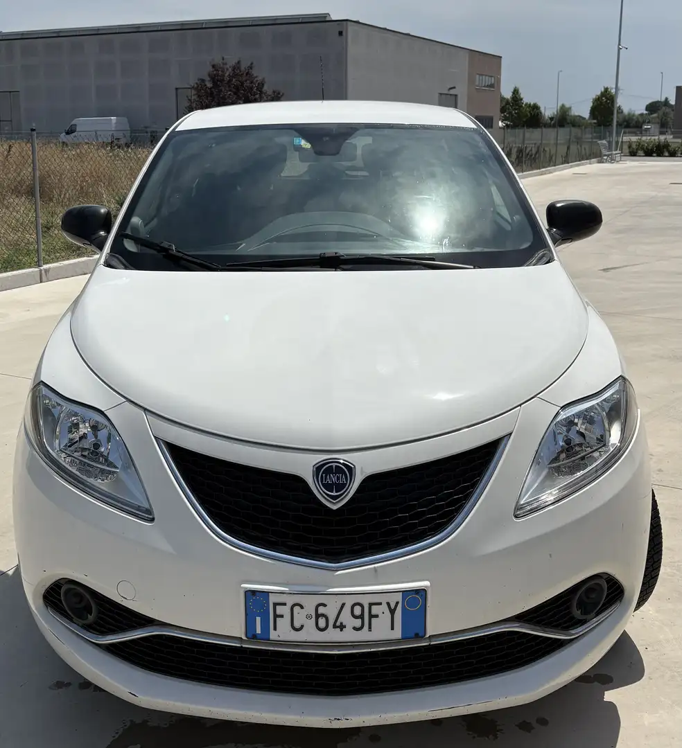 Lancia Ypsilon 1.2 Ecochic Gpl - 2