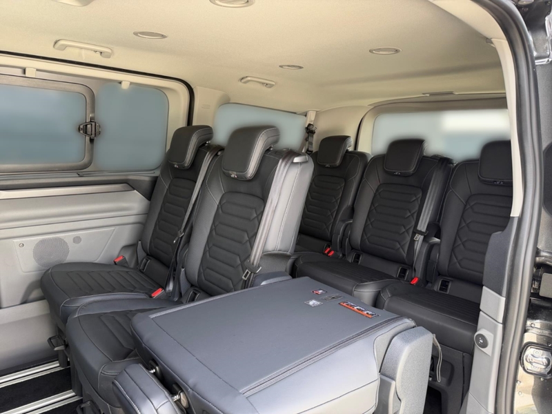 Ford Tourneo Custom 2.5l PHEV Bus M1 340L1 Titanium X FWD B&O — photo 11
