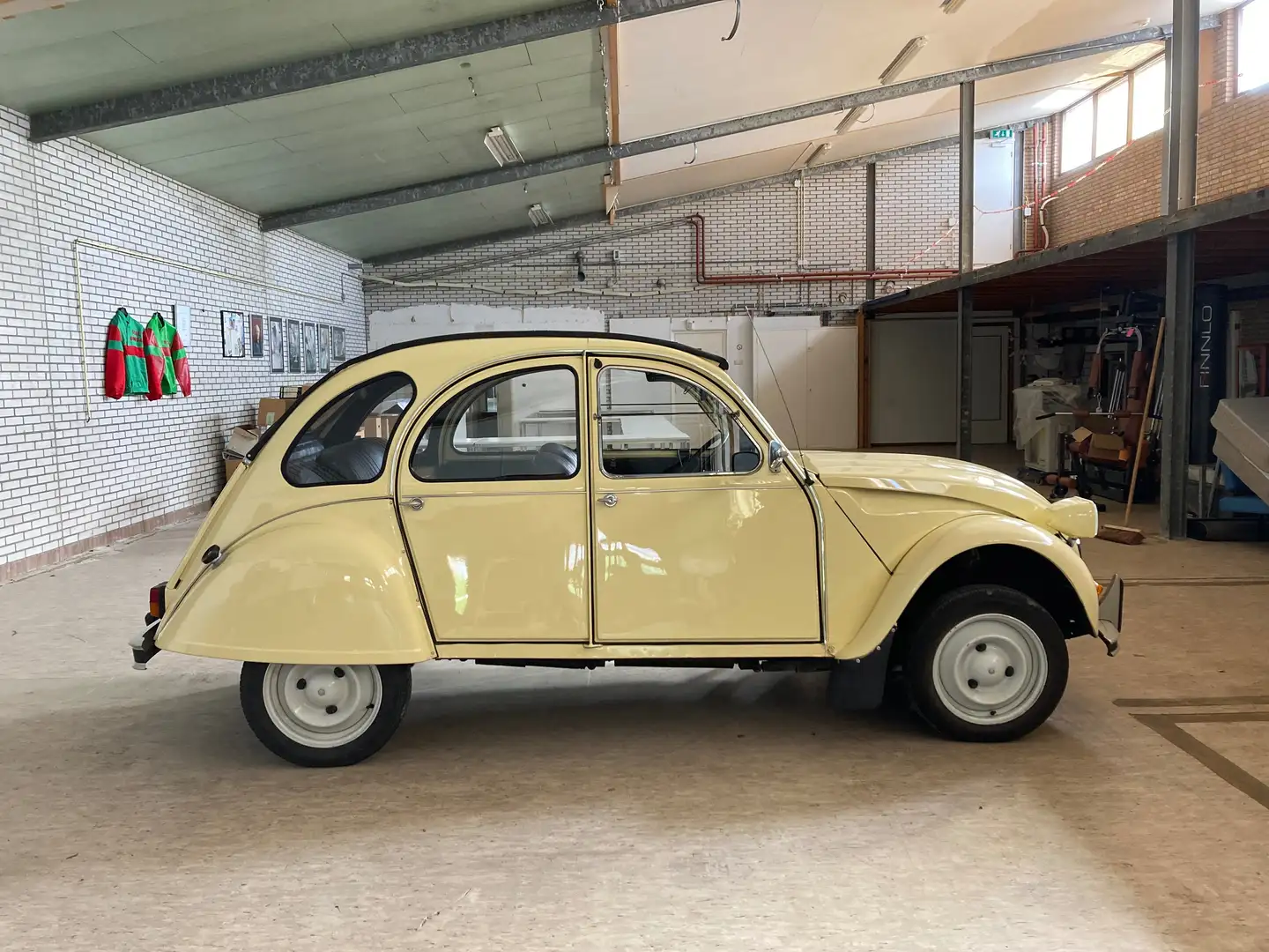 Citroen 2CV 2CV4 Beige - 2