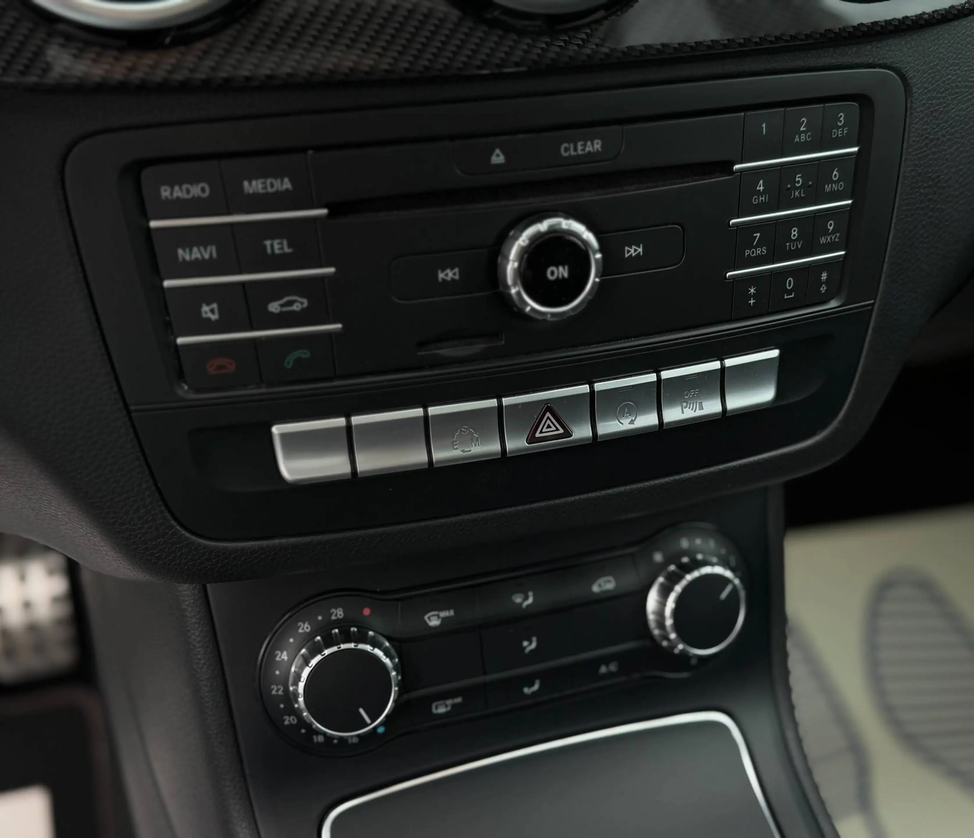 Mercedes-Benz B 220 CDI 4-Matic AMG line Pano H&K Sfeerv. Garantie! — photo 11
