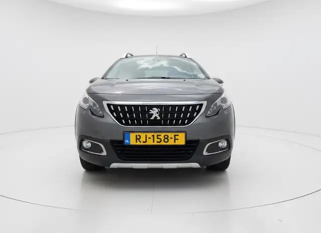 Peugeot 2008 view 3