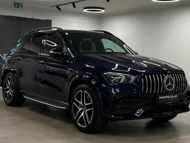 Mercedes-Benz Gle view 2