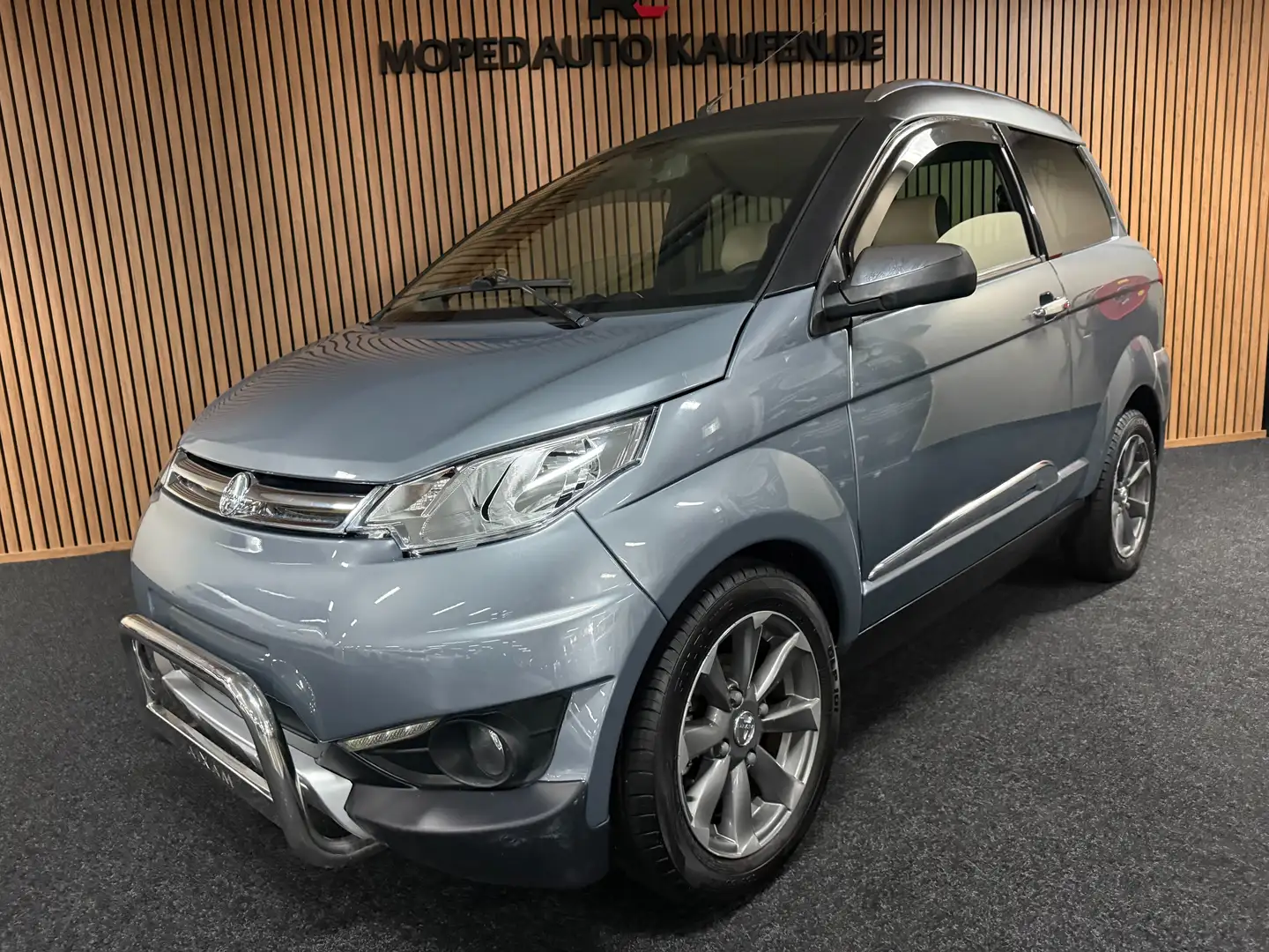 Aixam Crossover XXL Kofferraum Grau - 2