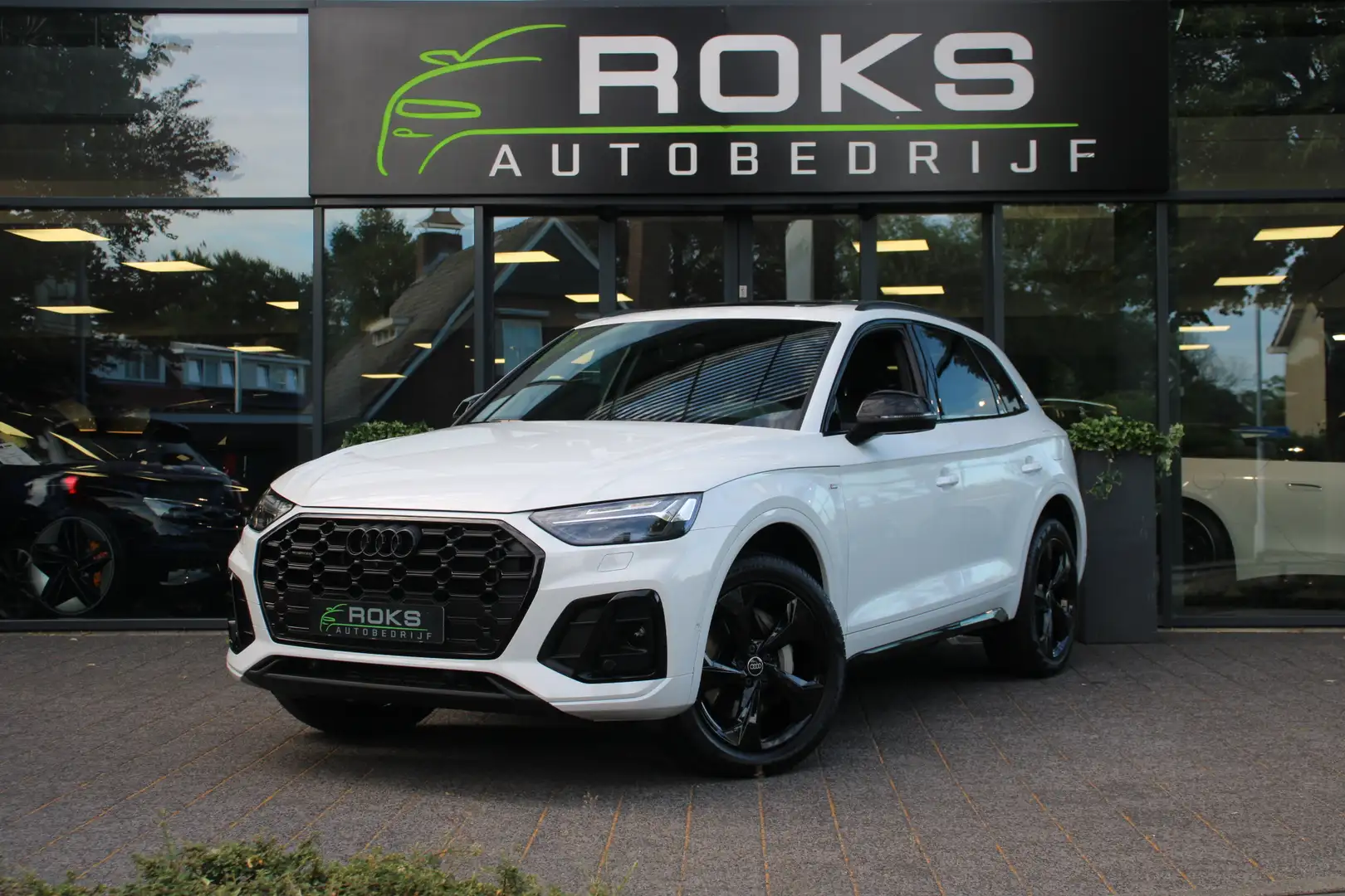 Audi Q5 55 TFSI e S edition Black Optic Wit - 1