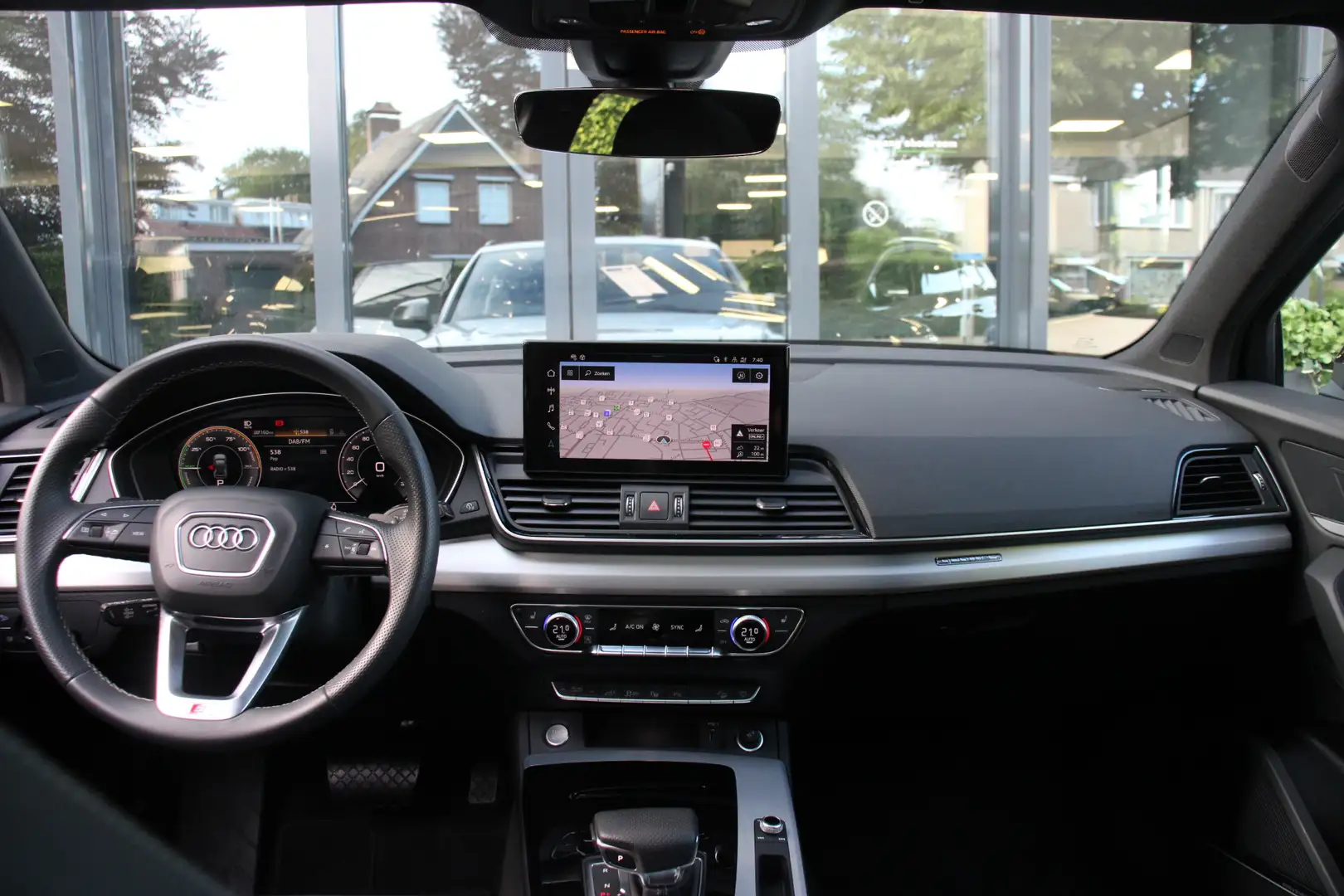 Audi Q5 55 TFSI e S edition Black Optic Wit - 2