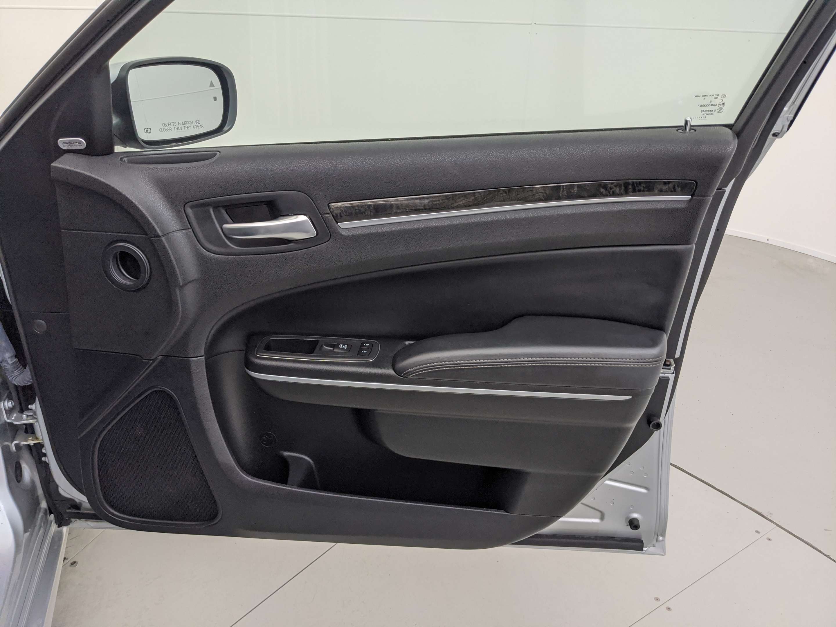 2023 Chrysler 300