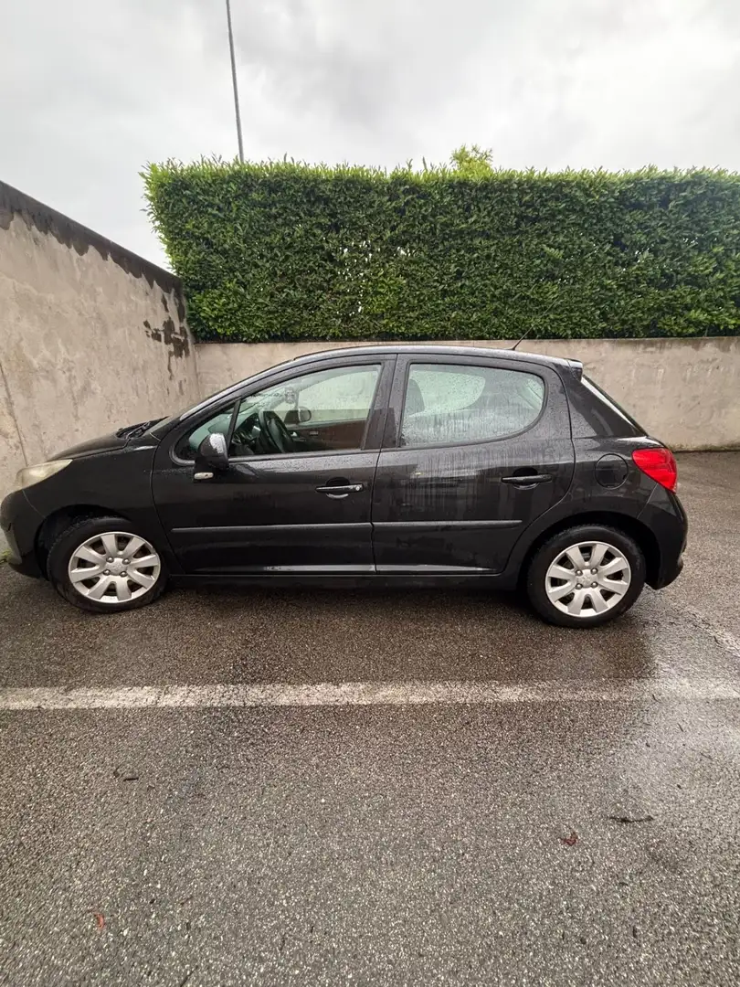 Peugeot 207 5p 1.4 hdi One-Line - 1