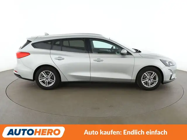 Ford Focus view 7
