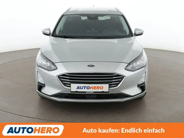 Ford Focus view 9