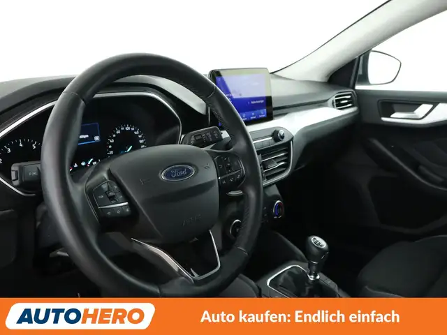 Ford Focus view 11