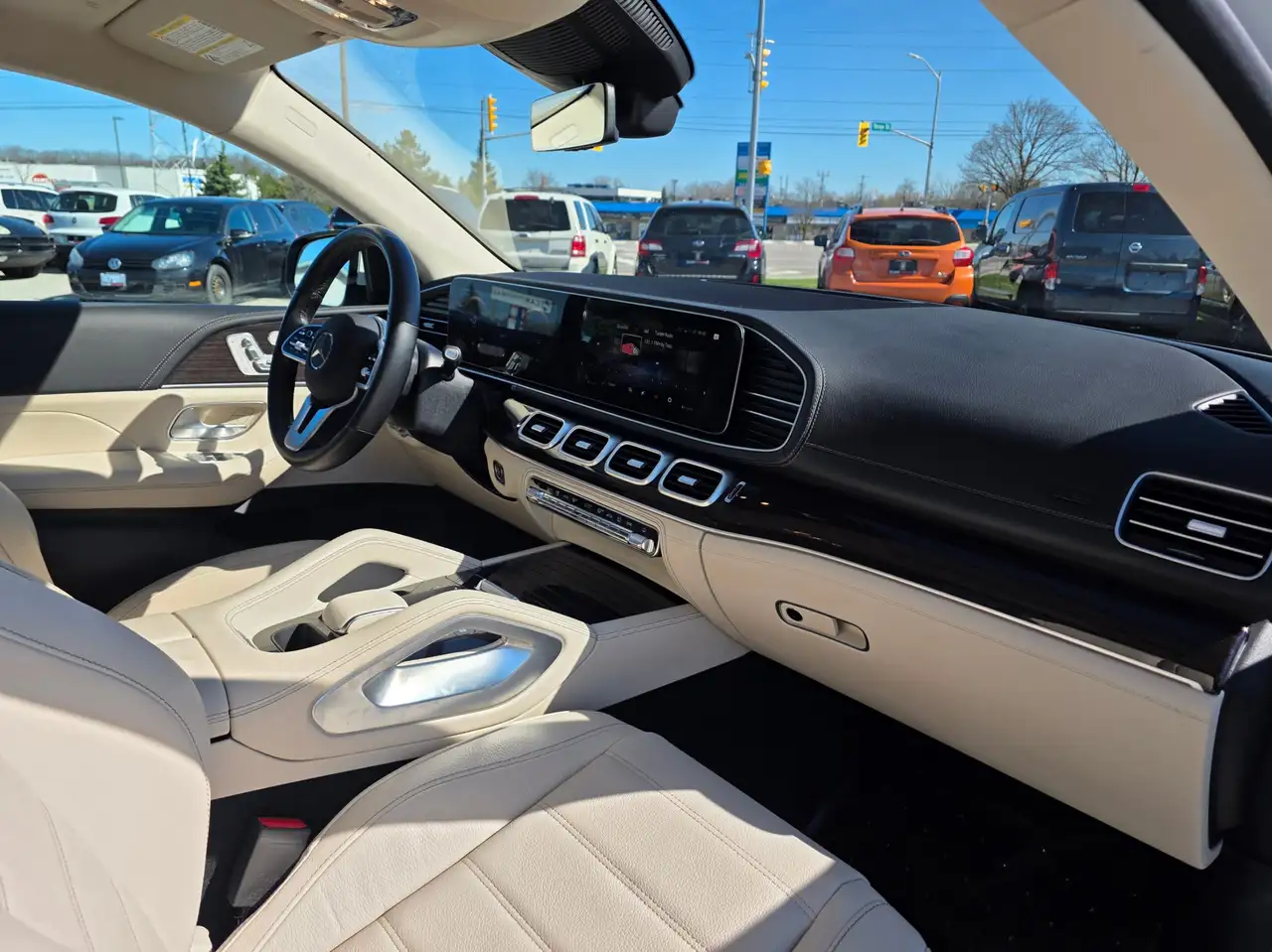Mercedes-Benz GLE снимка Mercedes-Benz GLE