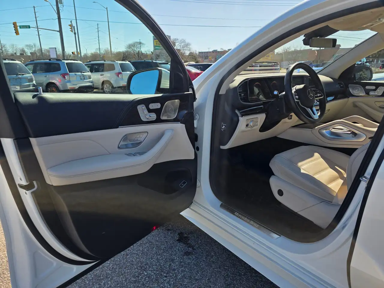 Mercedes-Benz GLE снимка Mercedes-Benz GLE