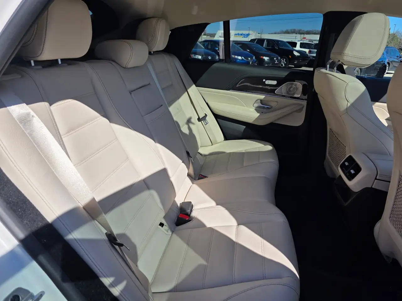Mercedes-Benz GLE снимка Mercedes-Benz GLE