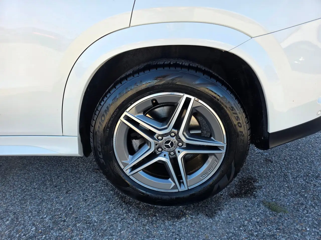 Mercedes-Benz GLE снимка Mercedes-Benz GLE