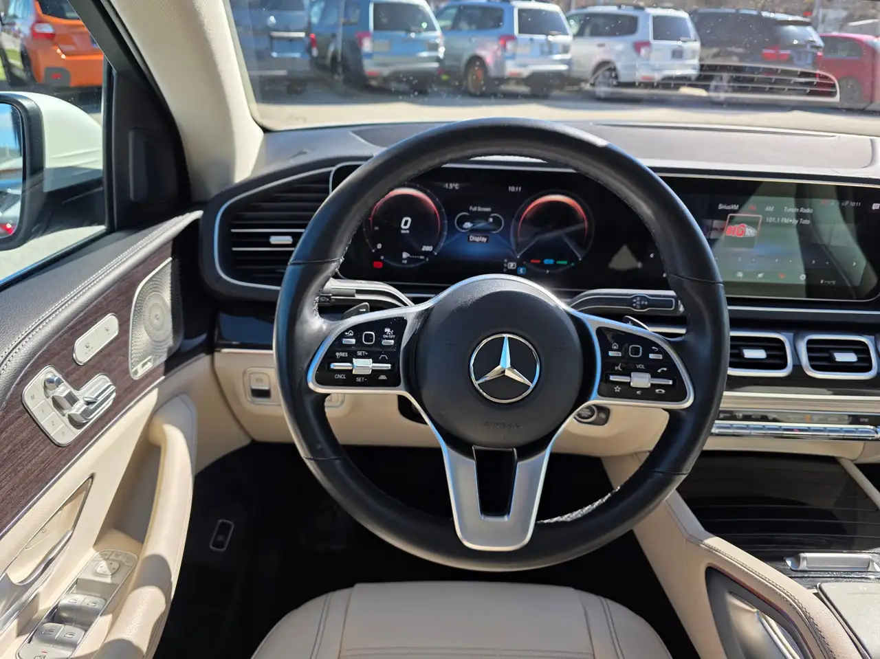 Mercedes-Benz GLE снимка Mercedes-Benz GLE