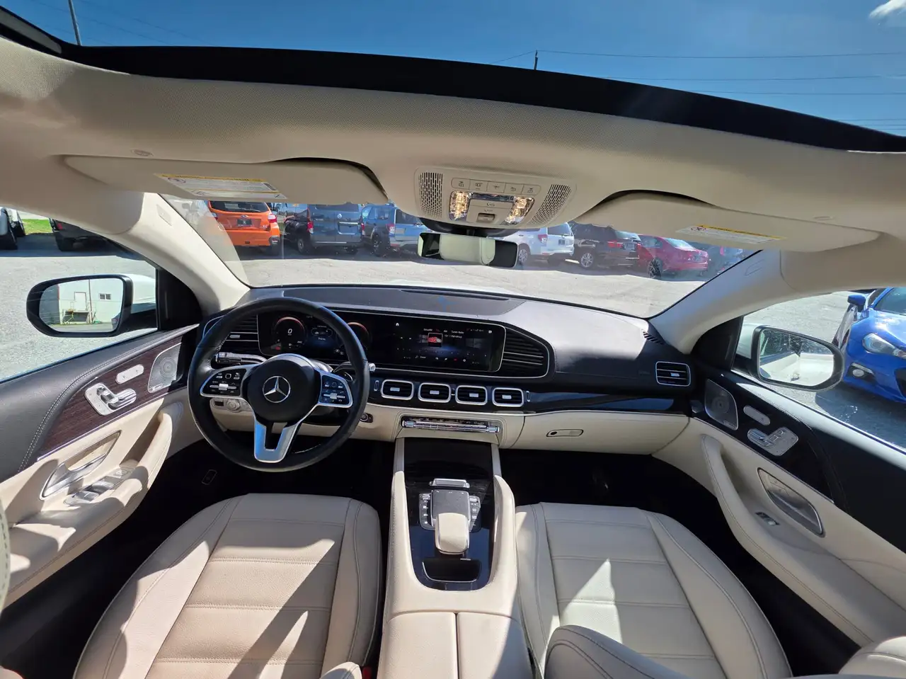 Mercedes-Benz GLE снимка Mercedes-Benz GLE