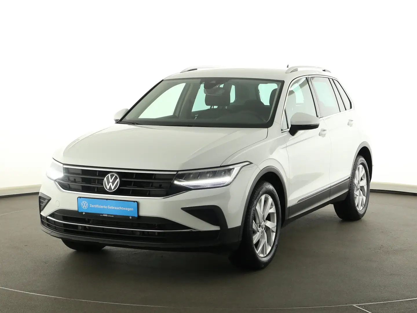 Volkswagen Tiguan 1.5 TSI Move Weiß - 2