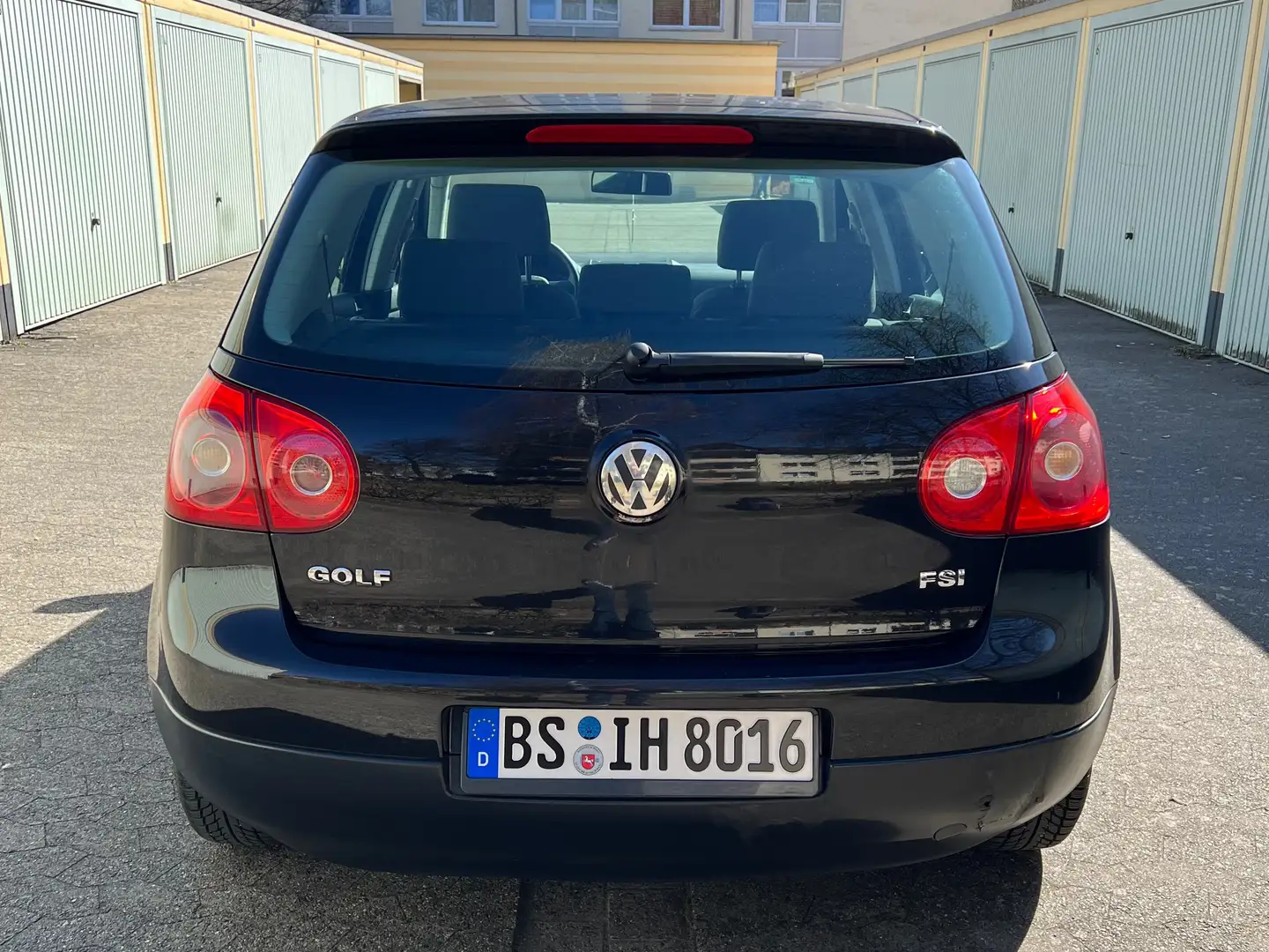 Volkswagen Golf Golf V  5-Türer 1.4 FSI Trendline Schwarz - 2