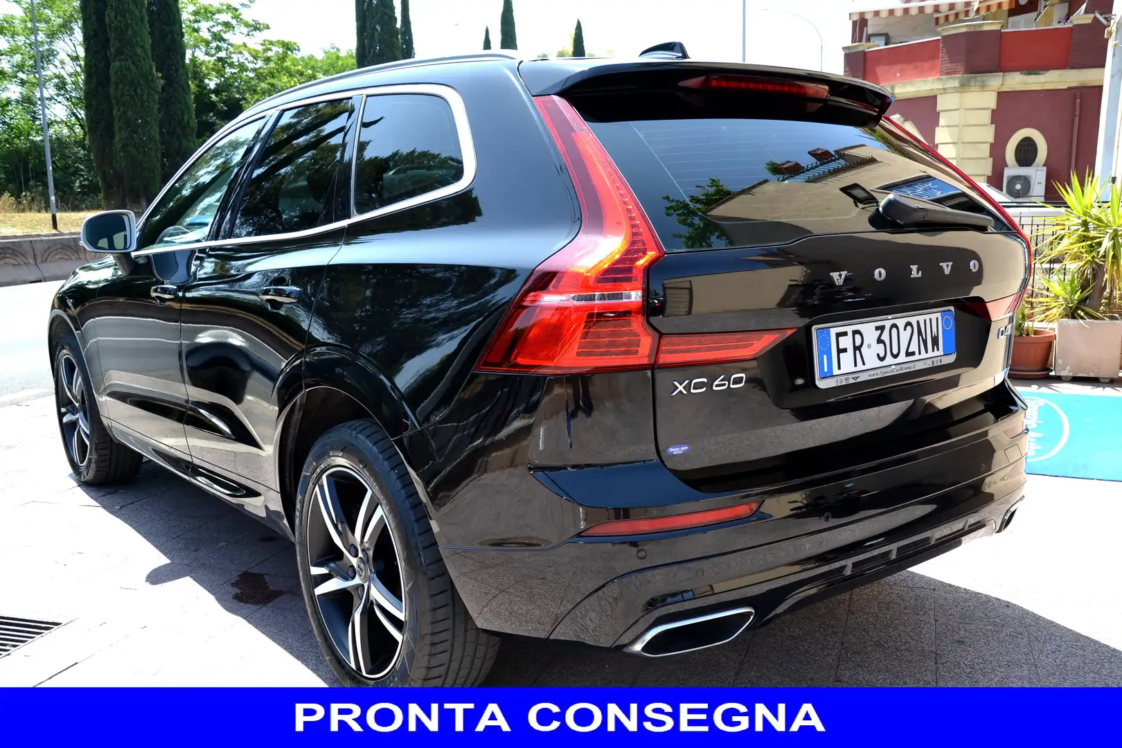 Volvo XC60 2.0 D4 190CV AWD R-DESIGN AUTOM. **LED-NAV-PEL-360 Nero - 2