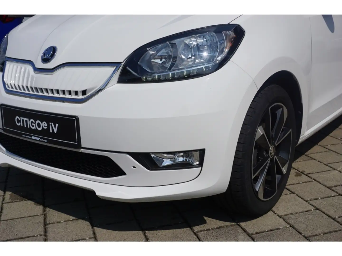 Skoda Citigo e iV Style Col.Concept LM SHZ PDC Klimaaut. Weiß - 2