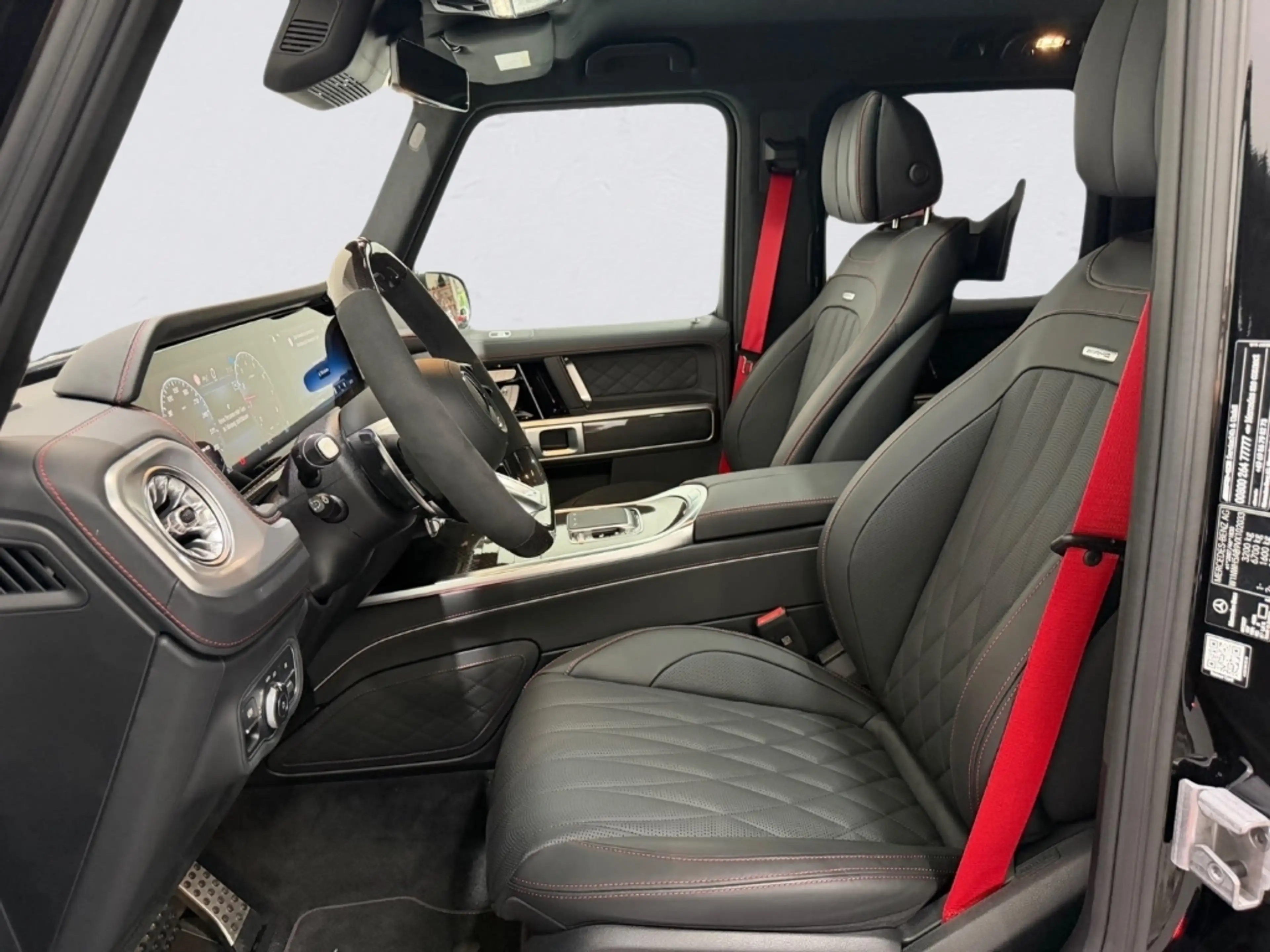 Mercedes-Benz G 63 AMG IN&OUT CARBON PT3 A22 TV MY27 RED STICHING AND BEL — photo 10