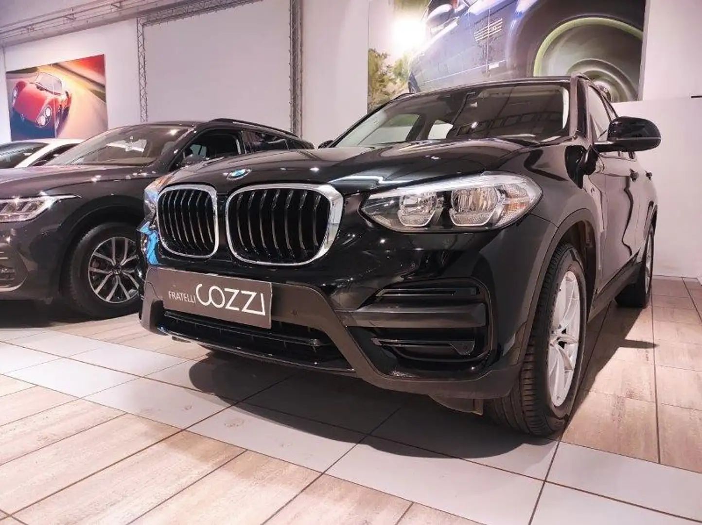 BMW X3 (G01/F97) - X3 sDrive18d 48V Business Advantage Schwarz - 2