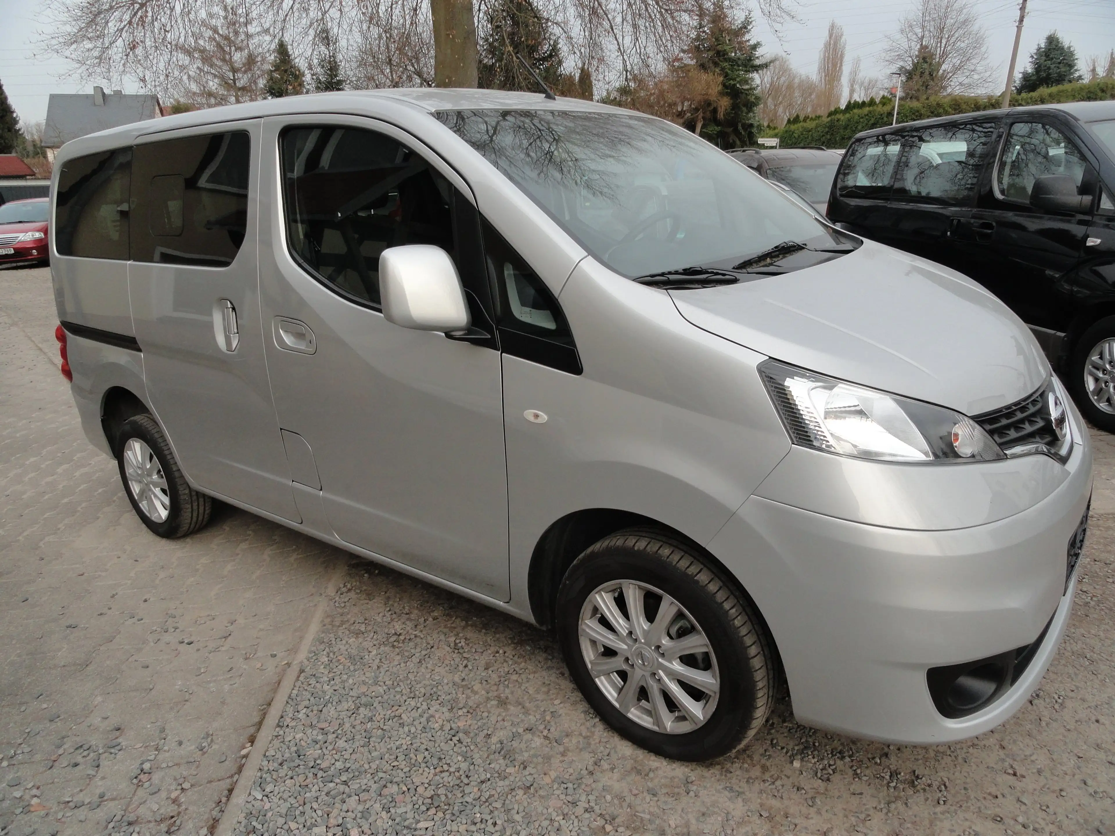 Nissan NV200 NV200 1.6 Premium 5 Sitze — photo 4
