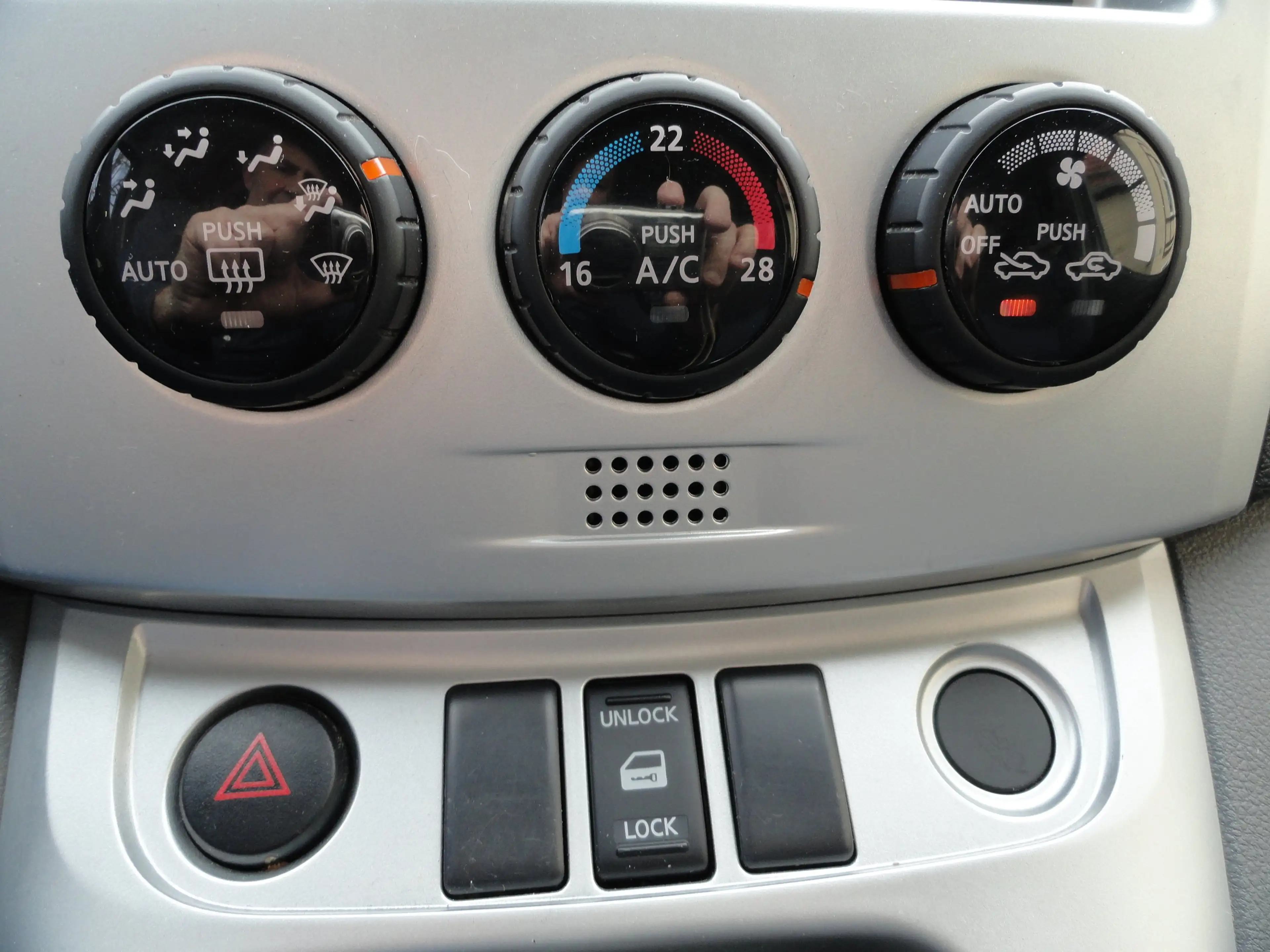 Nissan NV200 NV200 1.6 Premium 5 Sitze — photo 12