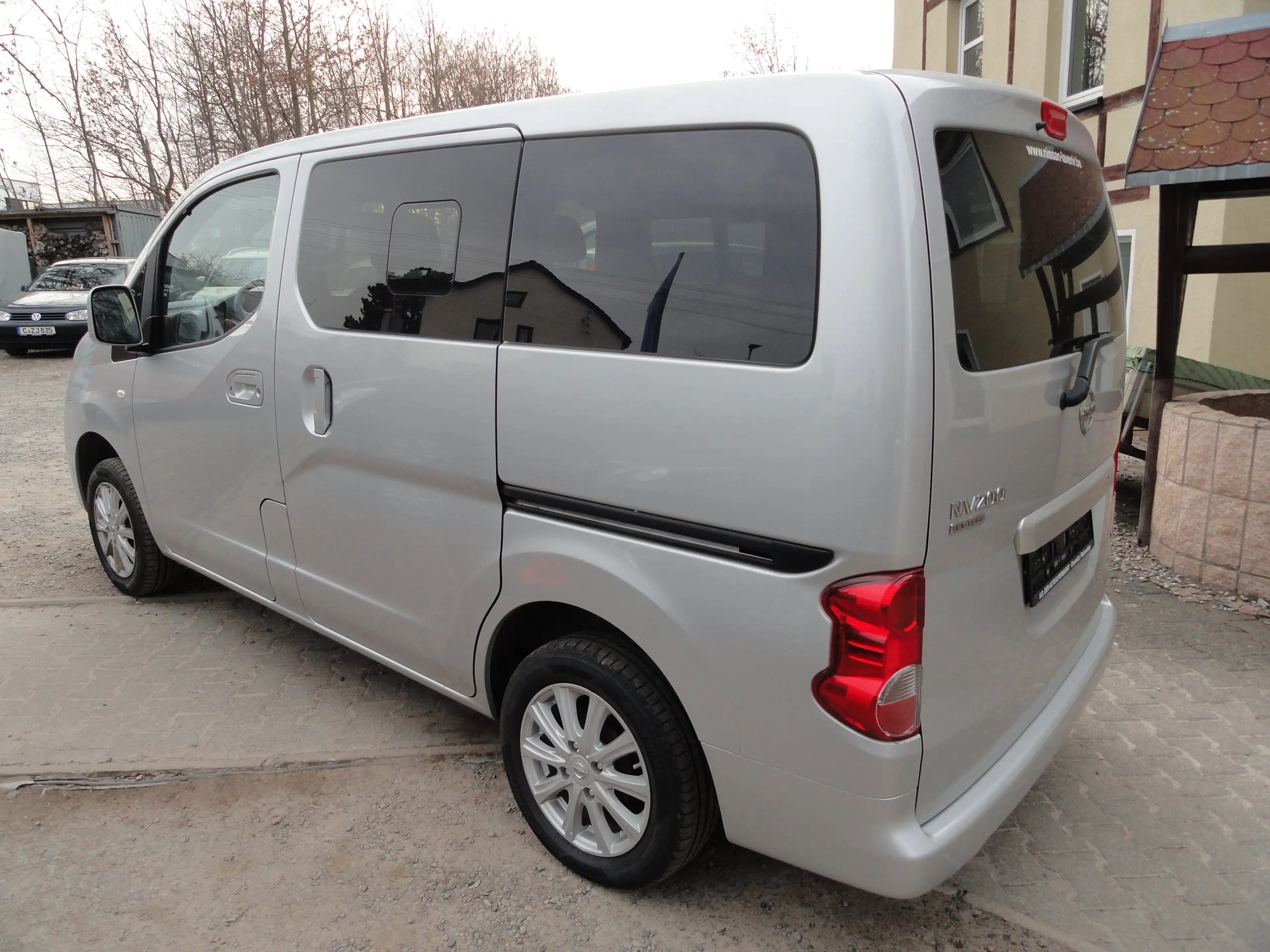 Nissan NV200 NV200 1.6 Premium 5 Sitze — photo 2