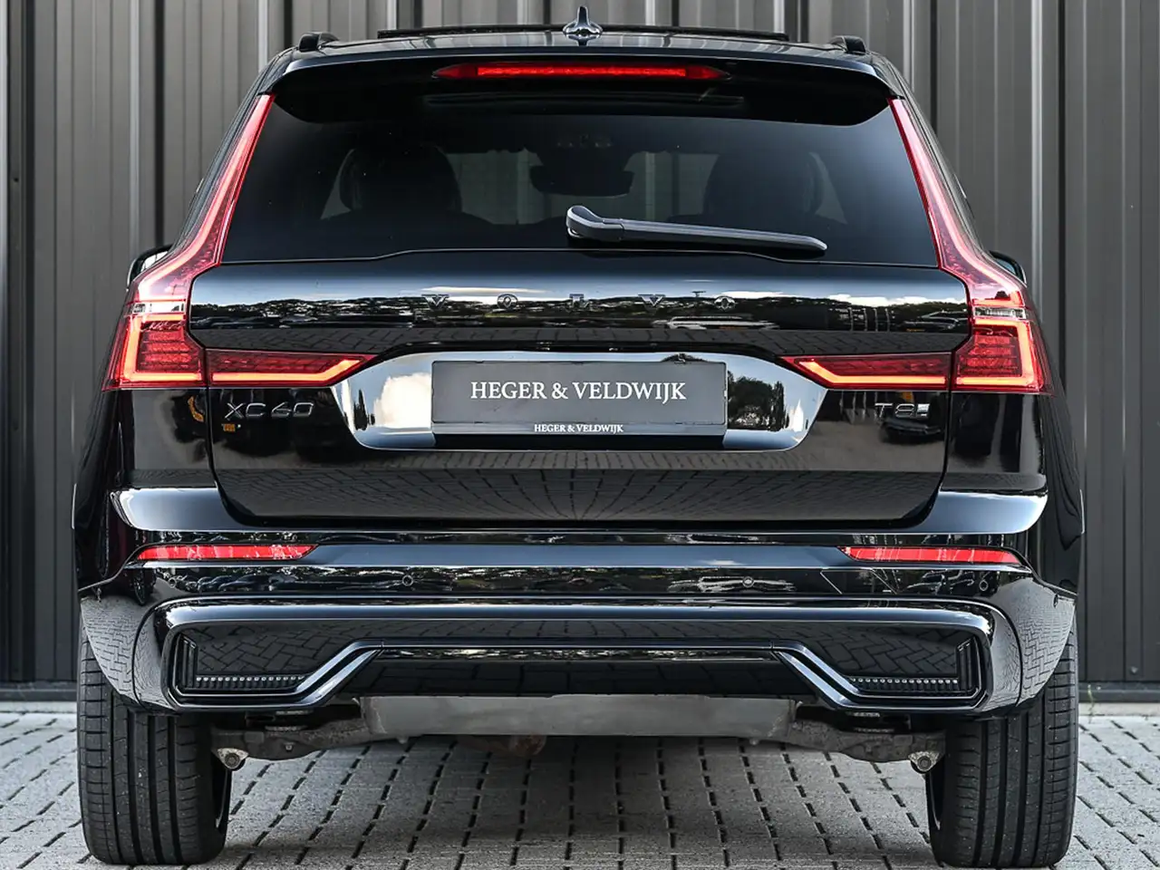 Volvo XC60 2.0 T8 Plug-in hybrid AWD Plus Black Edition Pan, миниатюра 20