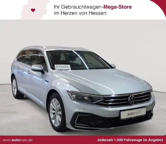 Volkswagen Passat main image