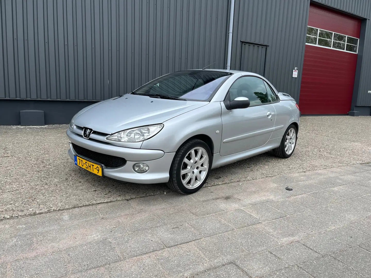 Peugeot 206 206CC 2.0-16V Roland Garros AIRCO|STOELVERWARMING Grijs - 1