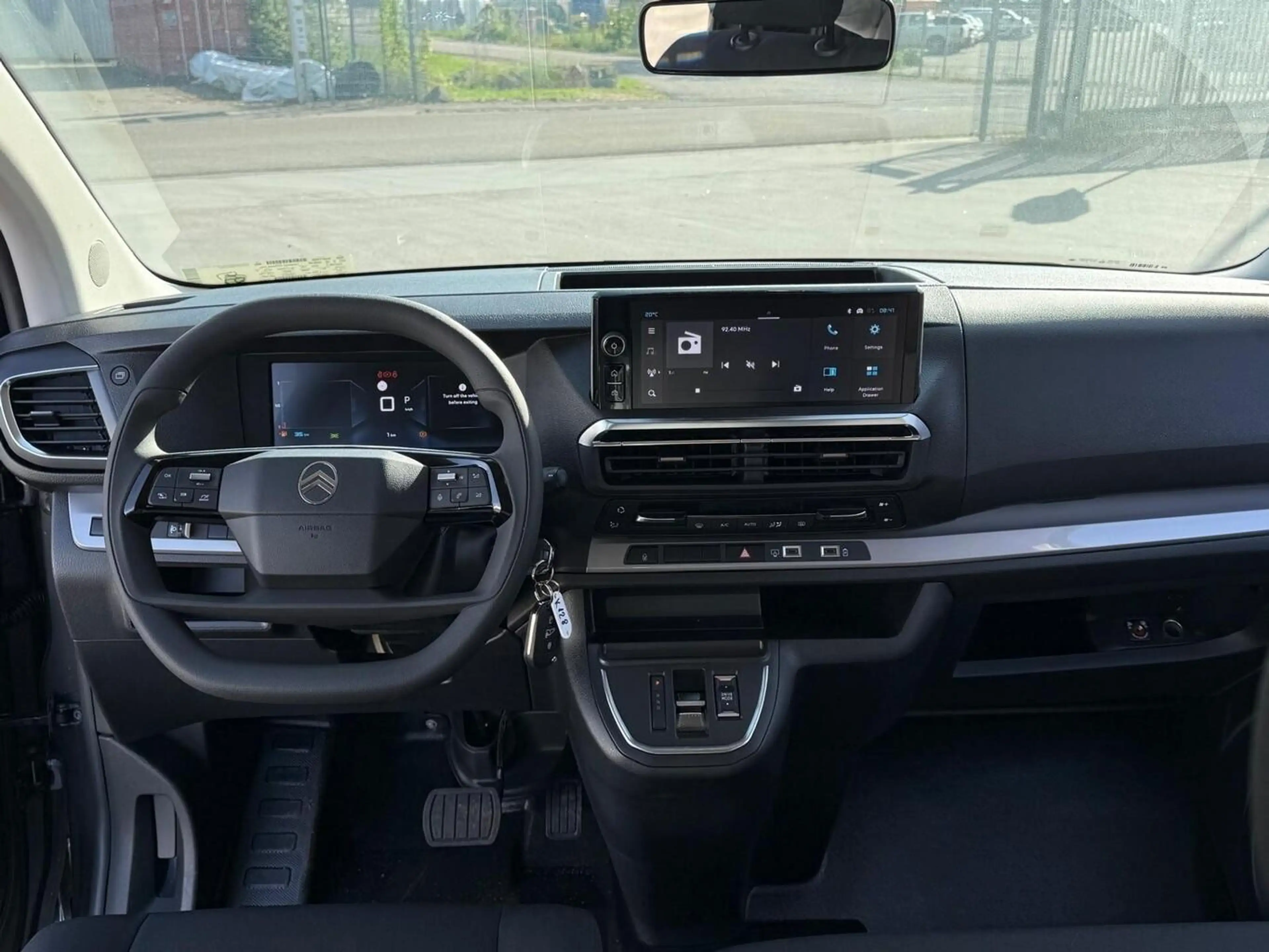 Citroen Spacetourer Plus XL 9S KlimaP LED CarP PDC PrivG 132 kW (17... — photo 5