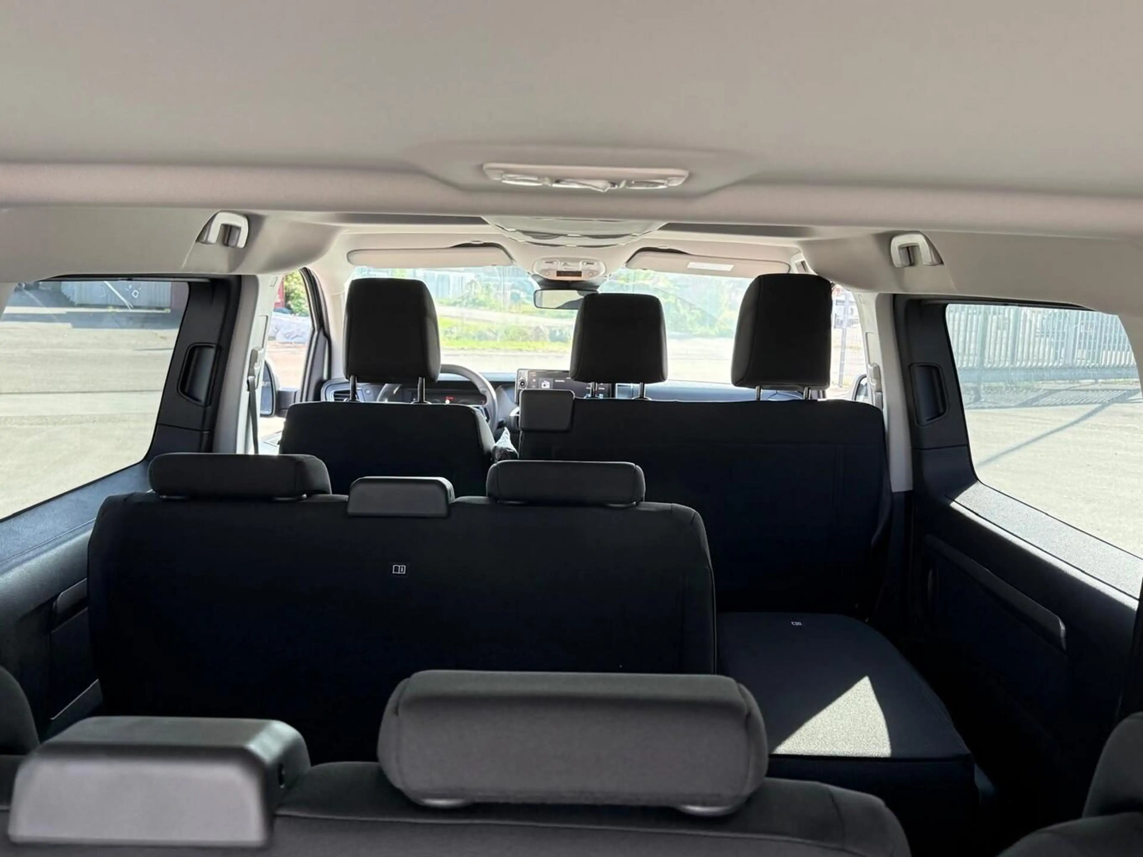 Citroen Spacetourer Plus XL 9S KlimaP LED CarP PDC PrivG 132 kW (17... — photo 11