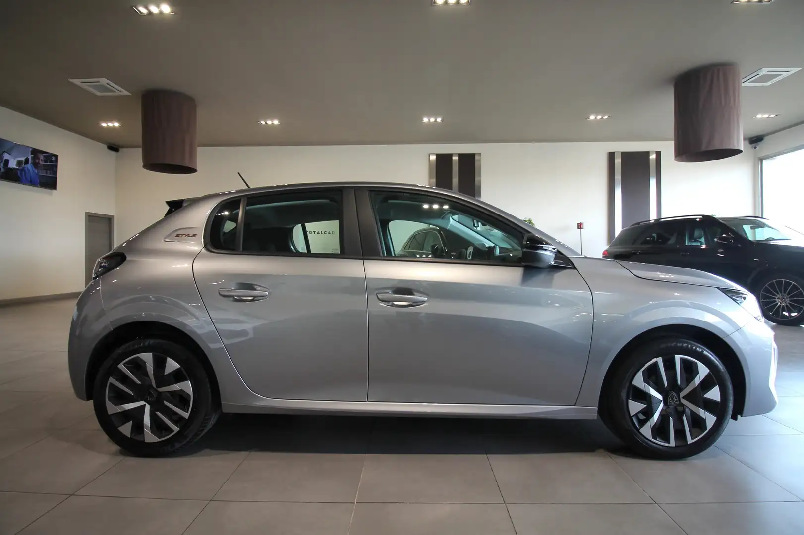 Peugeot 208 208 1.2 puretech Style s Gris - 2